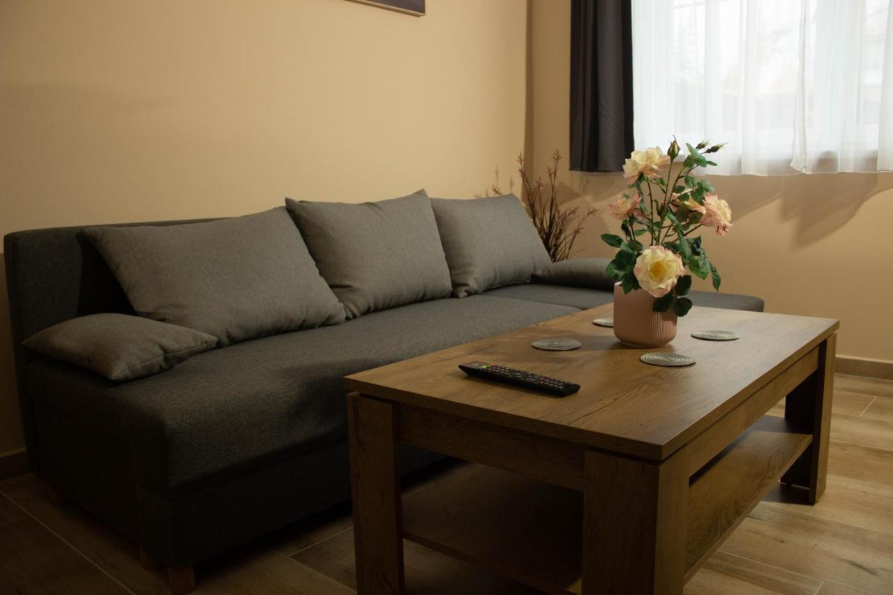 Apartmany Pilot Velka Hledsebe Εξωτερικό φωτογραφία