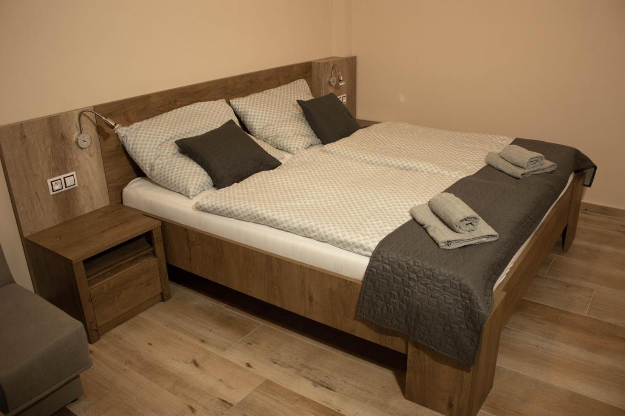 Apartmany Pilot Velka Hledsebe Εξωτερικό φωτογραφία